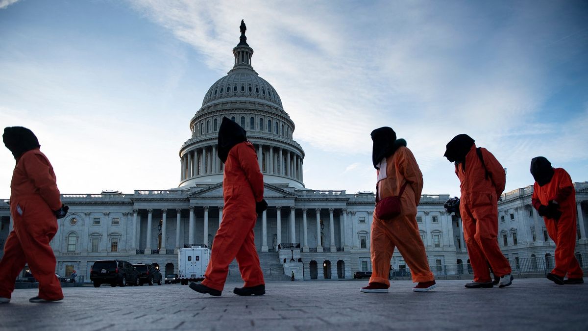 USA propustí z Guantánama nejstaršího vězně. V zajetí byl 16 let